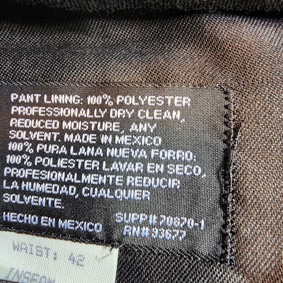 Tuxedo - Picture 14 of 16